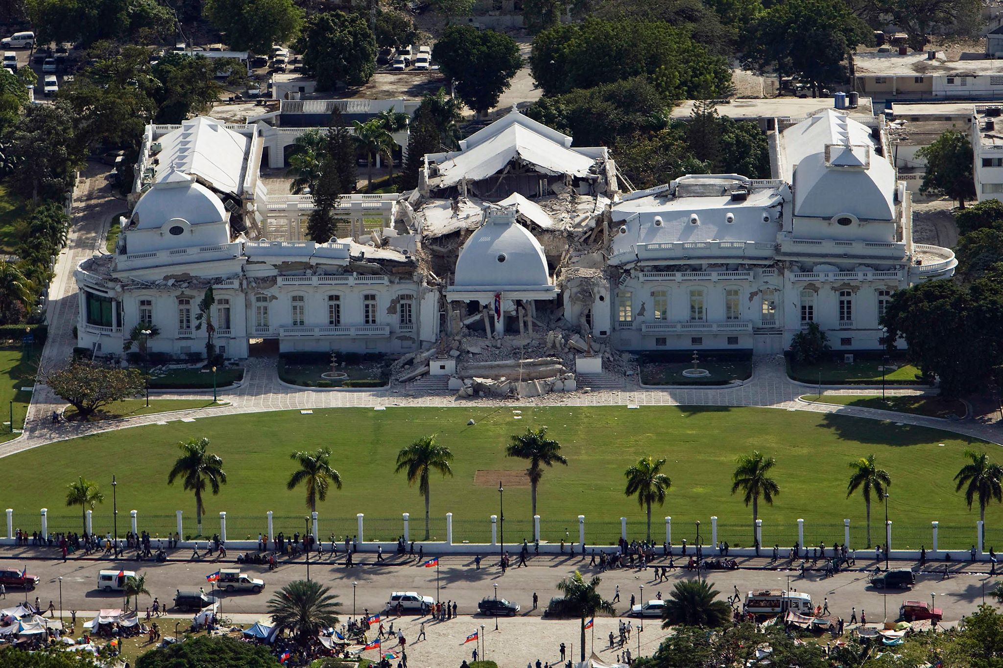 Het verwoeste presidentieel paleis in Port au Prince