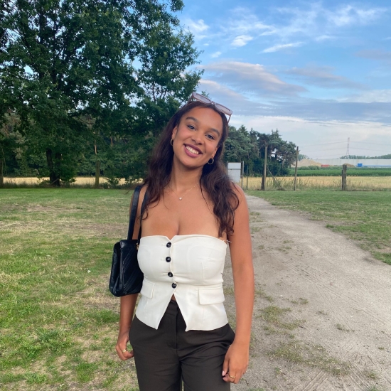 Profile picture for user Kiana Kapemba
